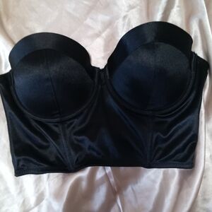 Elegant Black Strapless Bra
